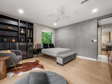 2711 NE 19th Street Fort Lauderdale FL 33305
