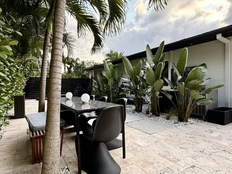 2711 NE 19th Street Fort Lauderdale FL 33305