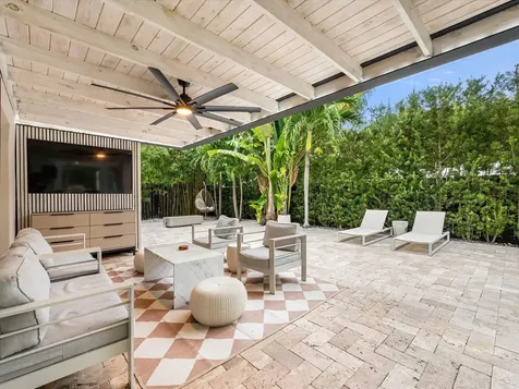2711 NE 19th Street Fort Lauderdale FL 33305