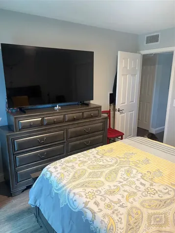 211 N Oakridge Deerfield Beach FL 33442
