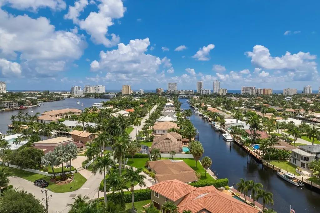 2200 SE 8th Street Pompano Beach FL 33062