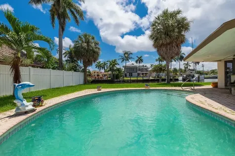 2200 SE 8th Street Pompano Beach FL 33062
