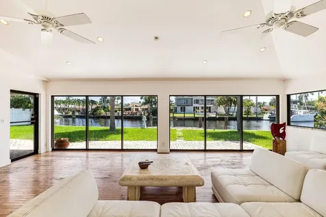 2200 SE 8th Street Pompano Beach FL 33062