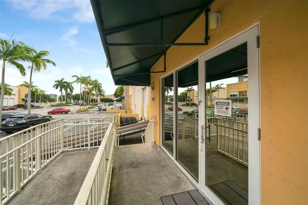 3530 NW 115th Avenue Doral FL 33178