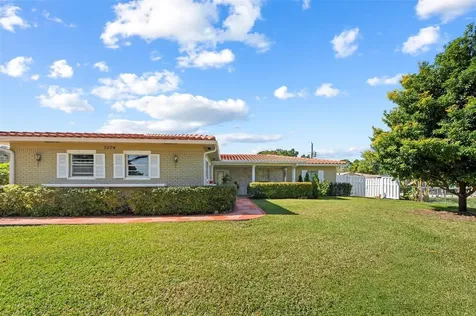 3504 NW 84th Terrace Coral Springs FL 33065