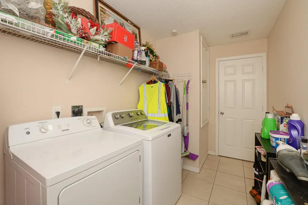 117 NE Jettie Terrace Port St Lucie FL 34983