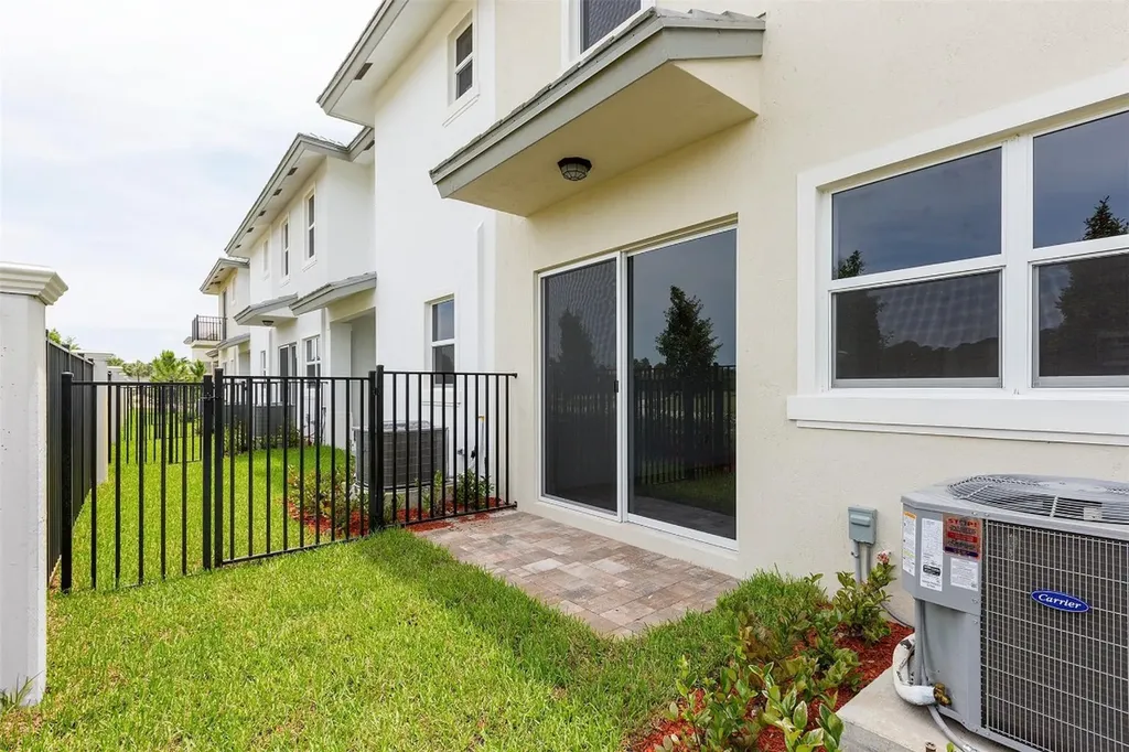 6937 Pines Circle Coconut Creek FL 33073