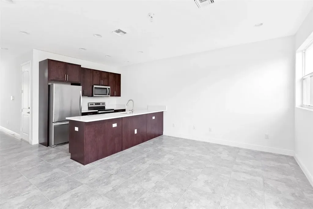 6937 Pines Circle Coconut Creek FL 33073