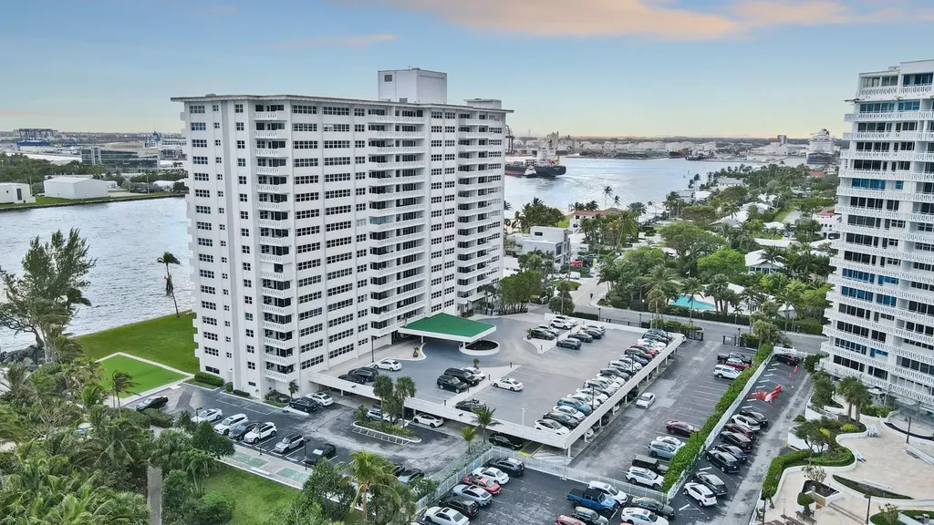 2100 S Ocean Drive Fort Lauderdale FL 33316