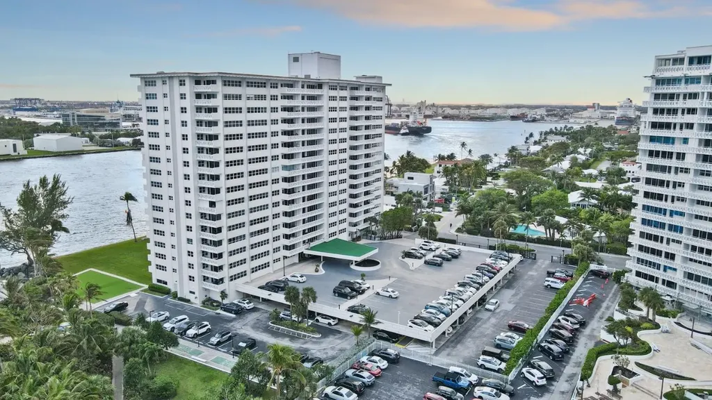 2100 S Ocean Drive Fort Lauderdale FL 33316
