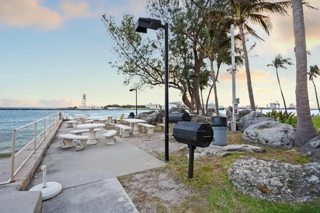 2100 S Ocean Drive Fort Lauderdale FL 33316