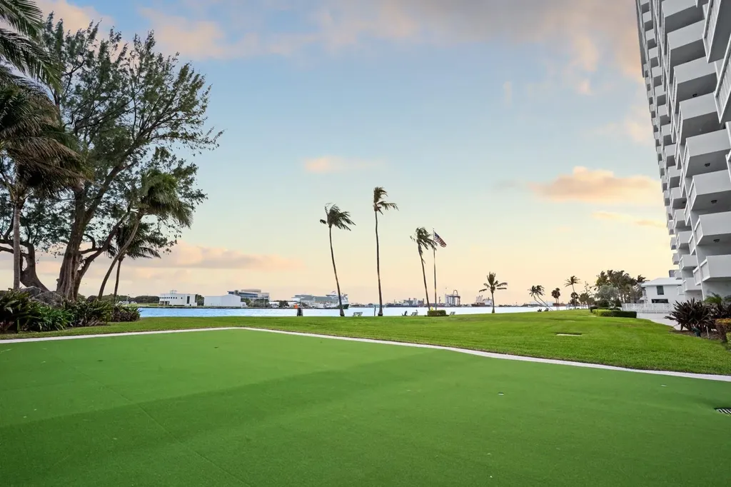 2100 S Ocean Drive Fort Lauderdale FL 33316