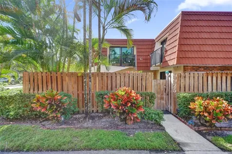 9925 NW 6th Court Plantation FL 33324