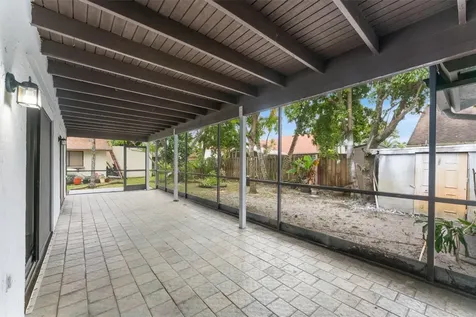 7138 NW 49th Place Lauderhill FL 33319