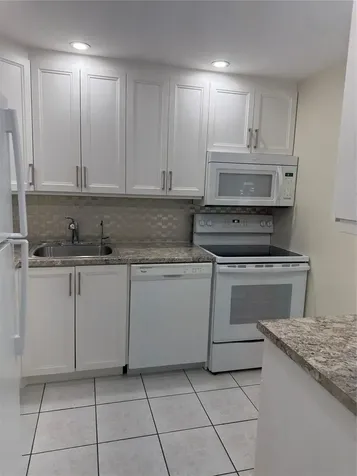 2901 NW 46th Avenue Lauderdale Lakes FL 33313