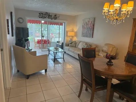 2901 NW 46th Avenue Lauderdale Lakes FL 33313