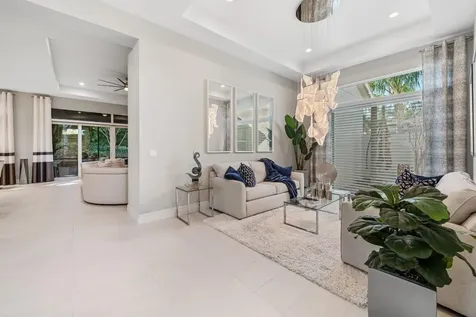 12882 Granite Mountain Boynton Beach FL 33473
