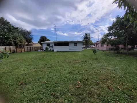 1045 NE 135th Street North Miami FL 33161