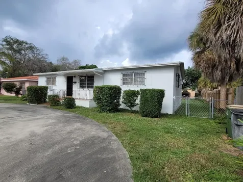 1045 NE 135th Street North Miami FL 33161