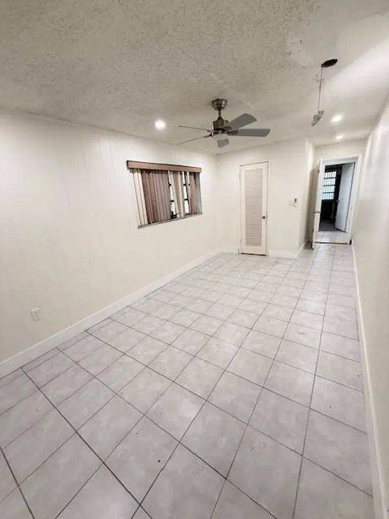 6309 Hayes Street Hollywood FL 33024
