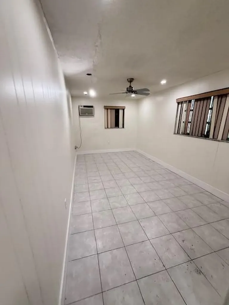 6309 Hayes Street Hollywood FL 33024