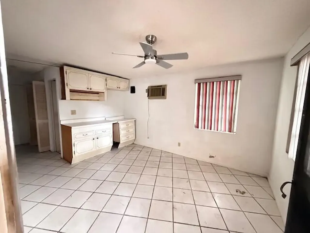 6309 Hayes Street Hollywood FL 33024