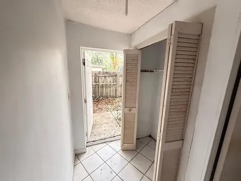 6309 Hayes Street Hollywood FL 33024