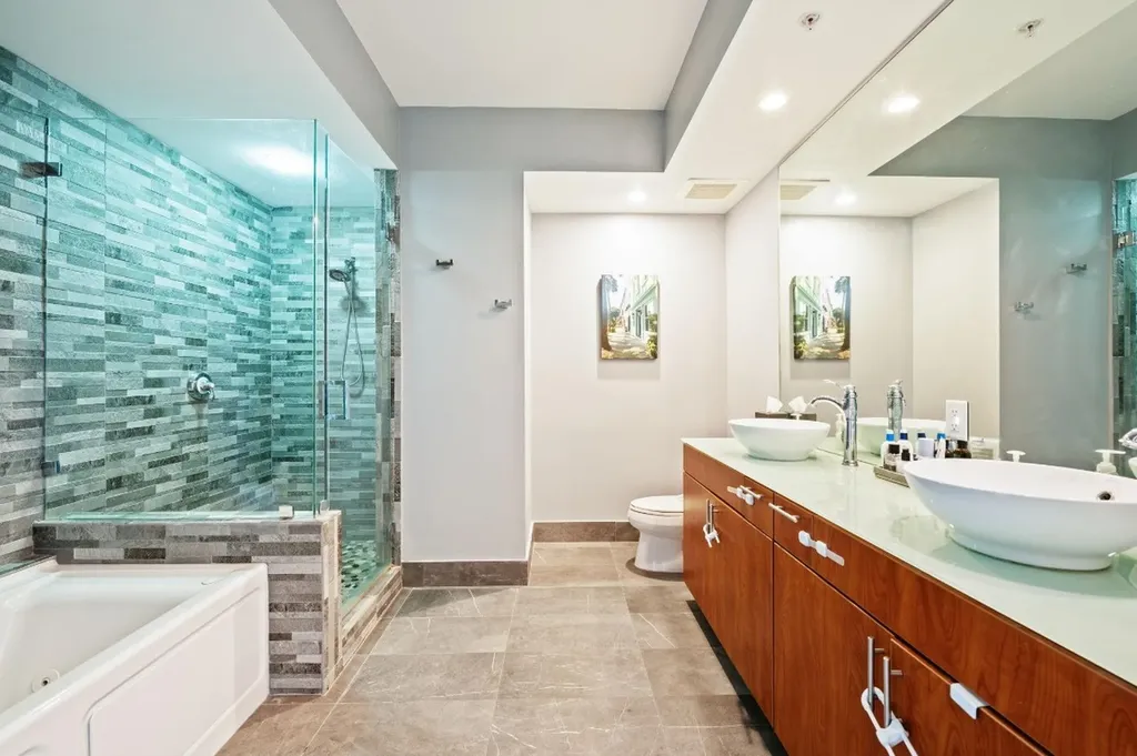 315 NE 3rd Avenue Fort Lauderdale FL 33301