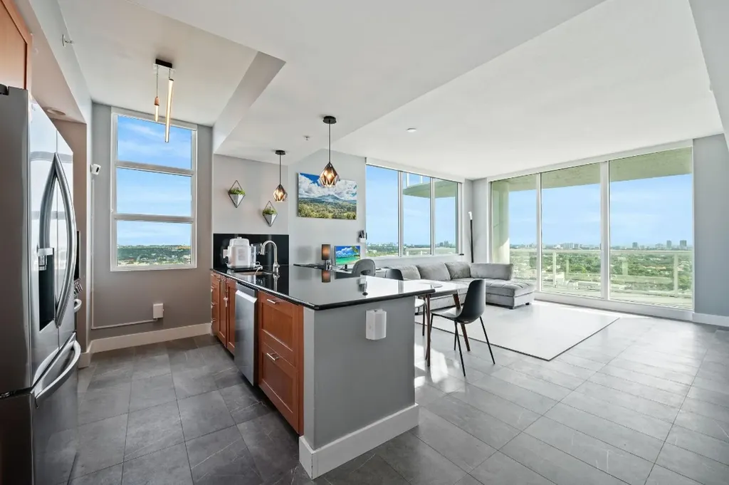 315 NE 3rd Avenue Fort Lauderdale FL 33301