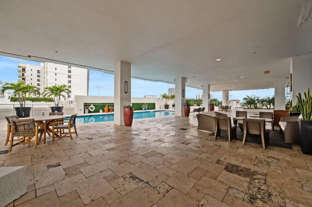 315 NE 3rd Avenue Fort Lauderdale FL 33301