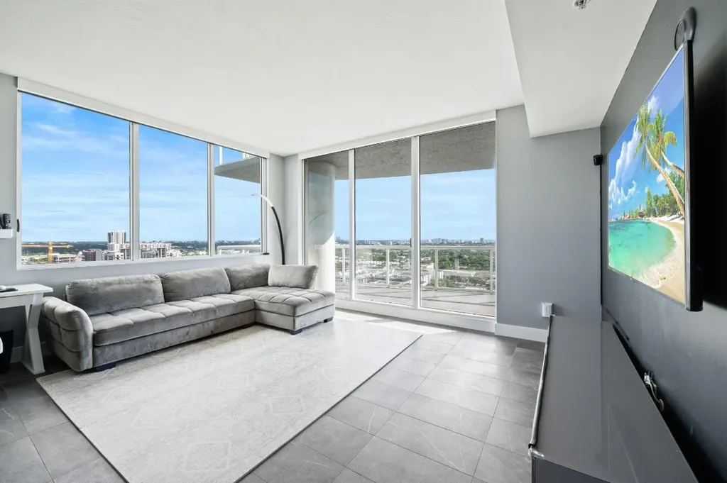315 NE 3rd Avenue Fort Lauderdale FL 33301
