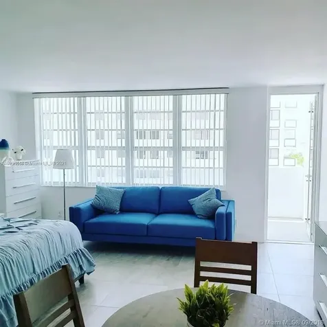 100 Lincoln Road Miami Beach FL 33139