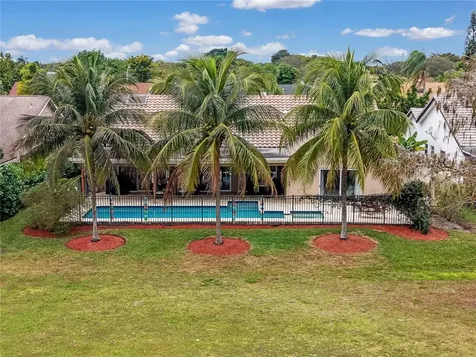8324 NW 80th Street Tamarac FL 33321