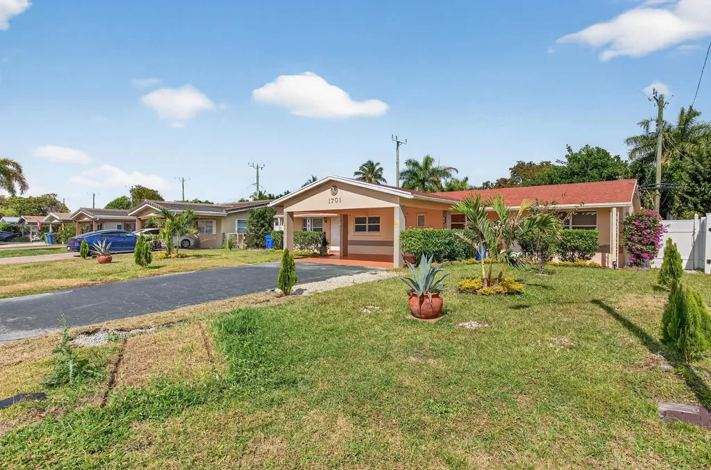 1701 NE 55th Street Fort Lauderdale FL 33334