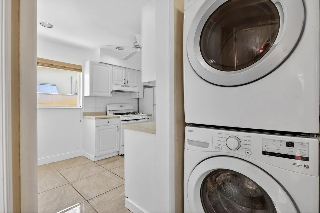 1701 NE 55th Street Fort Lauderdale FL 33334