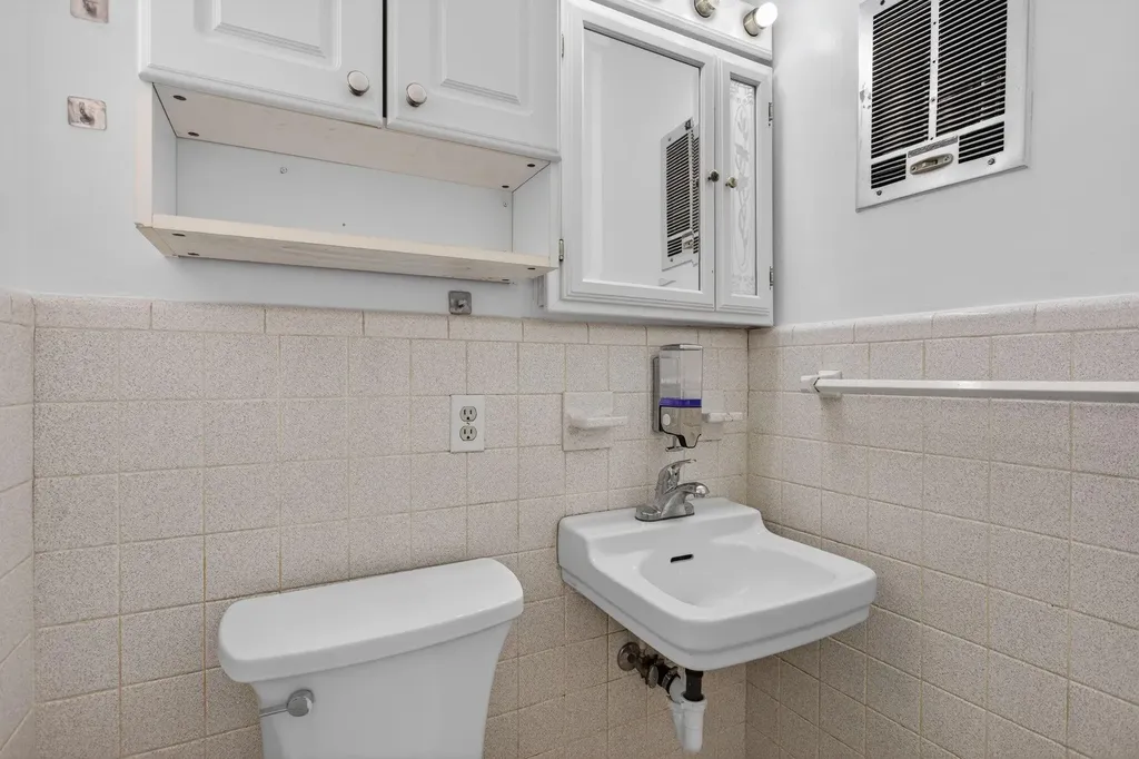1701 NE 55th Street Fort Lauderdale FL 33334