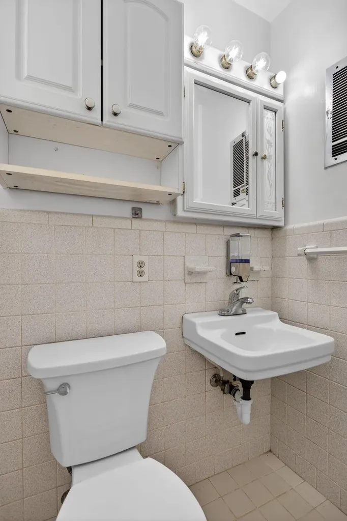 1701 NE 55th Street Fort Lauderdale FL 33334