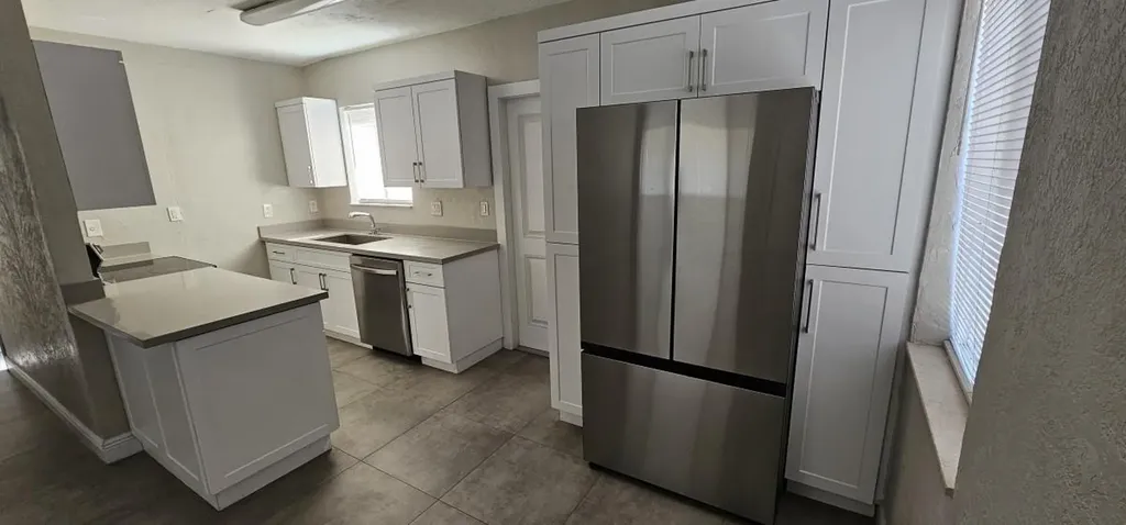 634 W 35th Street Hialeah FL 33012