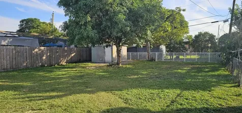 634 W 35th Street Hialeah FL 33012
