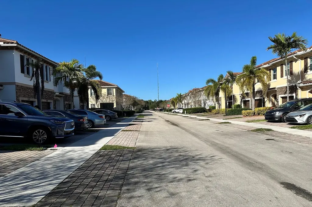 5045 Ellery Terrace West Palm Beach FL 33417