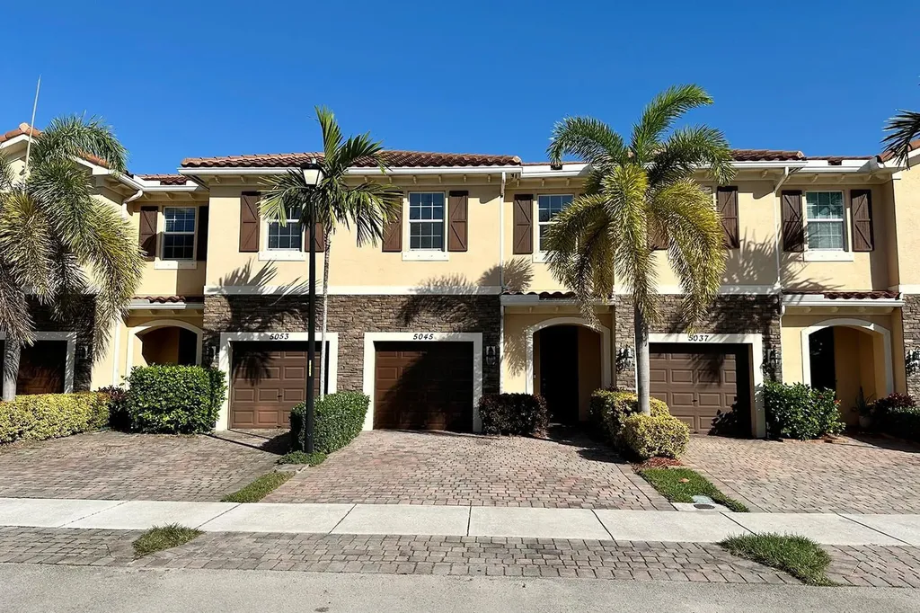 5045 Ellery Terrace West Palm Beach FL 33417