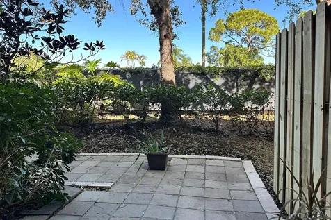 5045 Ellery Terrace West Palm Beach FL 33417
