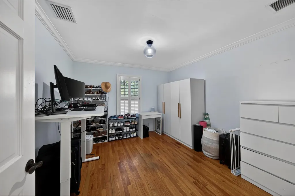 1001 SE 10th Street Fort Lauderdale FL 33316