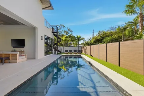 2103 Bayview Drive Fort Lauderdale FL 33305