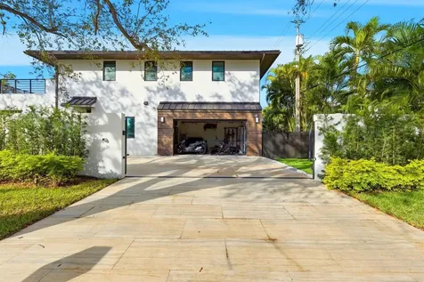 2103 Bayview Drive Fort Lauderdale FL 33305