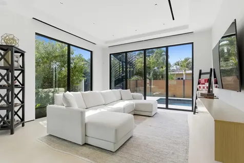 2103 Bayview Drive Fort Lauderdale FL 33305
