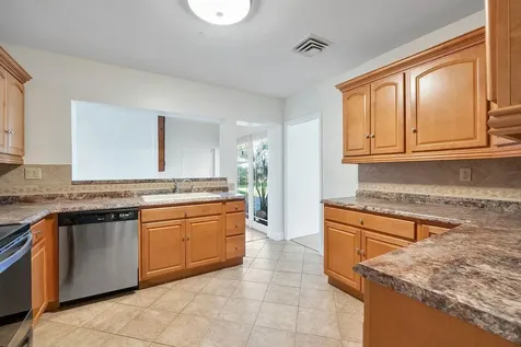 1431 S Ocean Boulevard Lauderdale By The Sea FL 33062