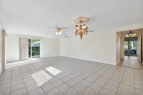 1431 S Ocean Boulevard Lauderdale By The Sea FL 33062