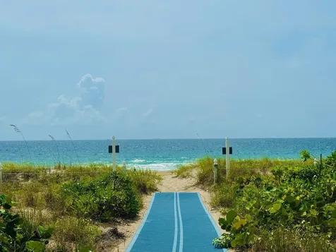 1431 S Ocean Boulevard Lauderdale By The Sea FL 33062
