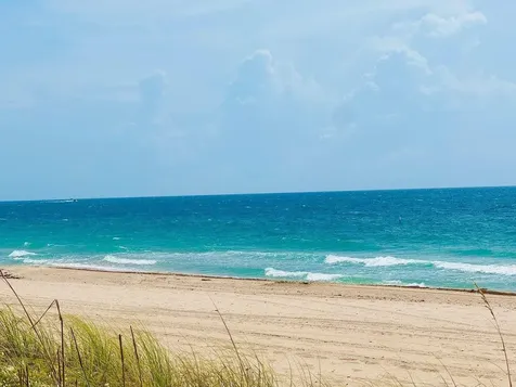 1431 S Ocean Boulevard Lauderdale By The Sea FL 33062